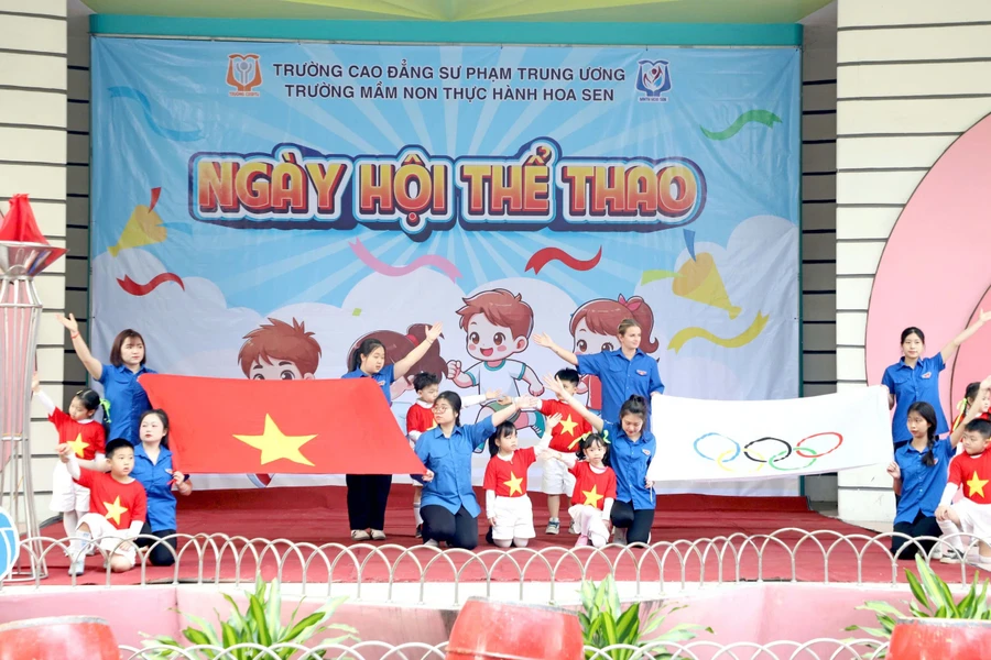 Hoạt động tại ngày hội thể thao.