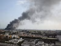 Iran dội tên lửa vào căn cứ quân sự Mỹ ở Bahrain, ngày 14/7/2026.
