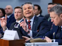 Bộ trưởng Chiến tranh Mỹ Pete Hegseth.