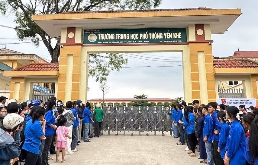 Năm học 2025 - 2026, trường THPT Yển Khê (huyện Thanh Ba) được giao tuyển sinh 315 chỉ tiêu; tổng số 528 nguyện vọng đăng ký tuyển sinh.