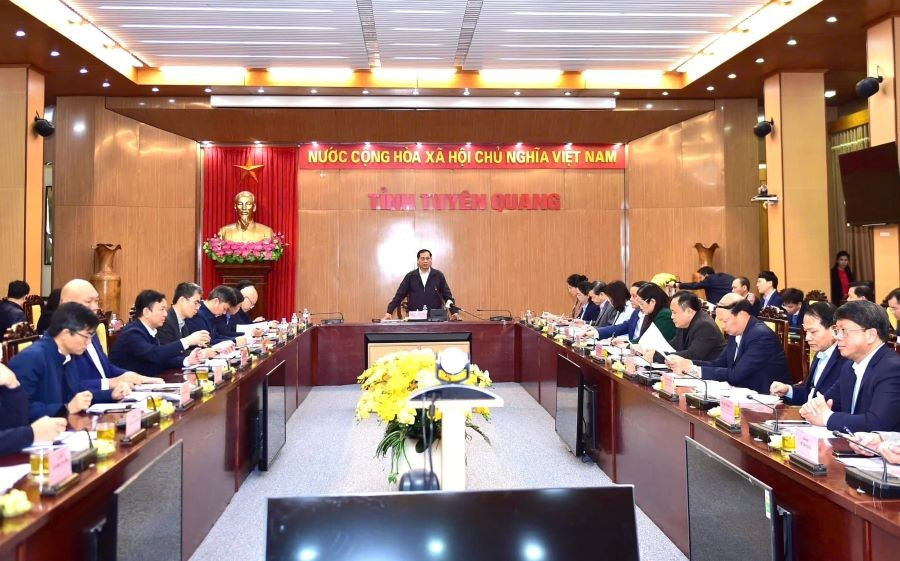Quang cảnh buổi làm việc.