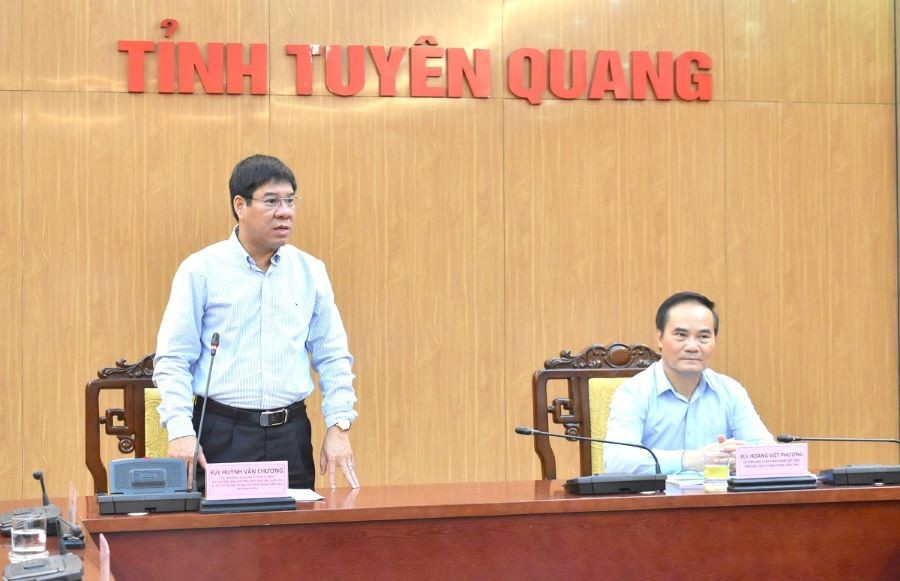 Ông Huỳnh Văn Chương, Cục trưởng Cục Quản lý chất lượng, Bộ GD&ĐT phát biểu tại buổi làm việc. 3.jpg