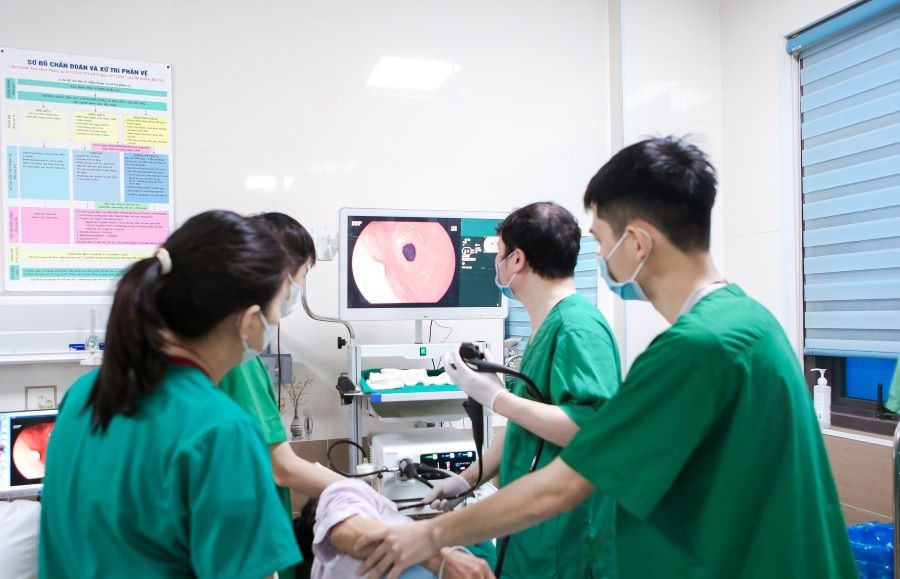 TTYT huyện Hạ Hòa triển khai nhiều kỹ thuật chuyên sâu mới. 487827978-1070781008407240-5247242336881997373-n.jpg