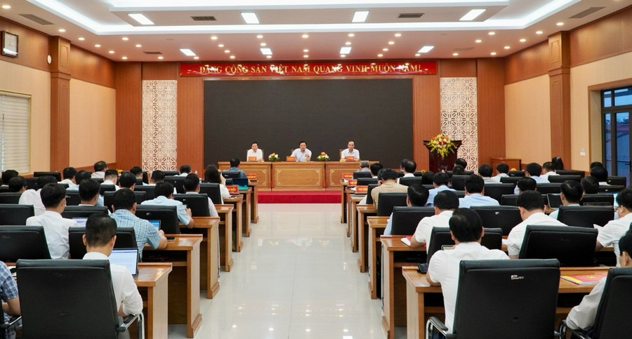Quang cảnh hội nghị.