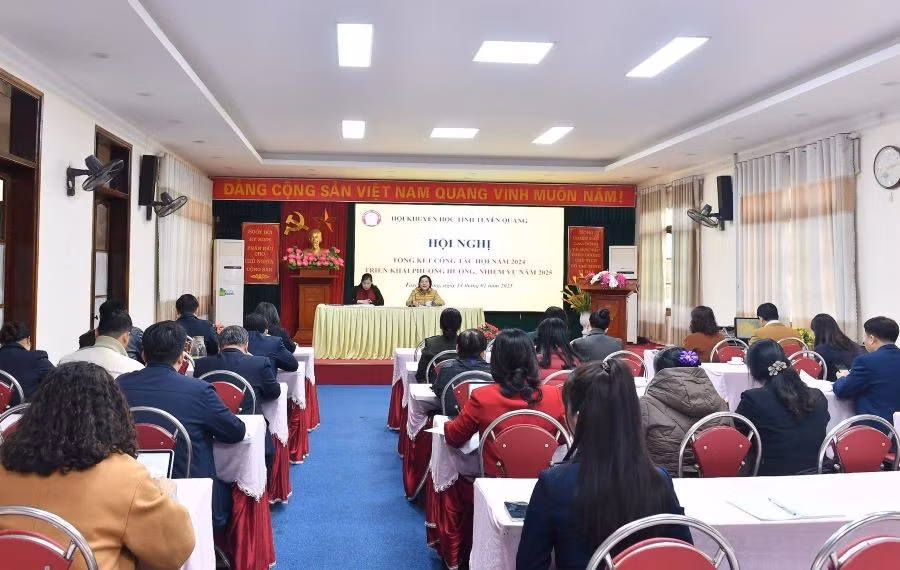 Quang cảnh hội nghị.