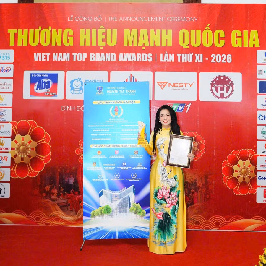 PGS.TS Nguyễn Lan Phương vừa được vinh danh “Nhà lãnh đạo doanh nghiệp giỏi – Viet Nam Business Awards 2026” .