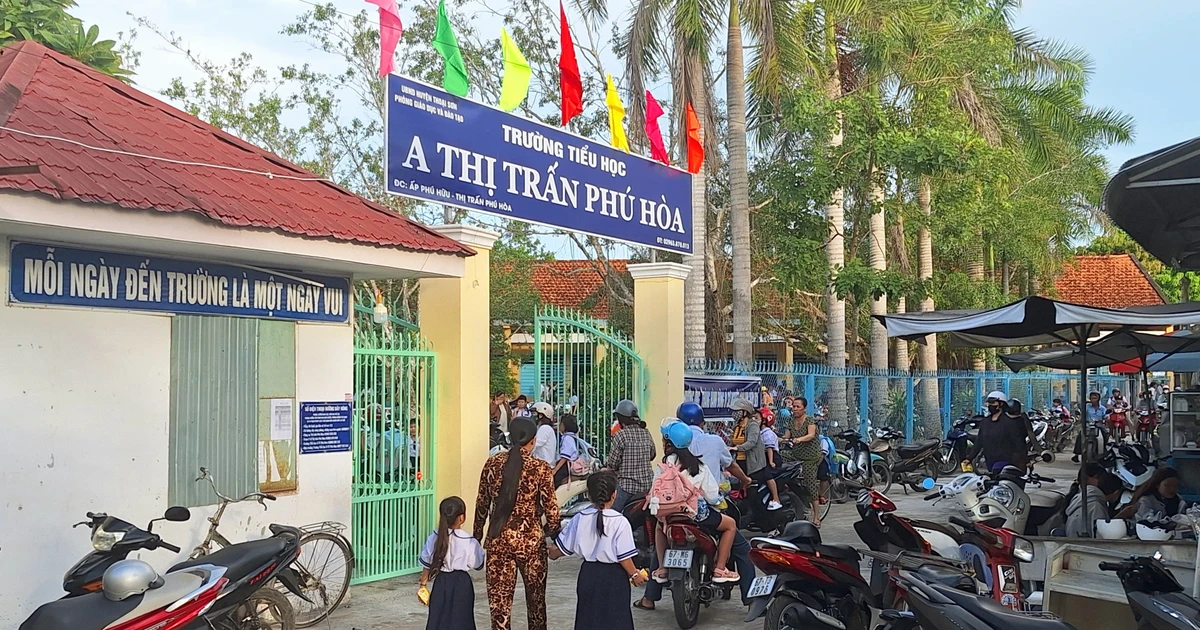 Hơn 400 nghìn học sinh An Giang nô nức tựu trường