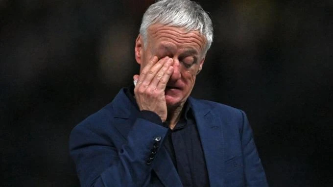 HLV Didier Deschamps nói lời đau đớn sau chung kết World Cup