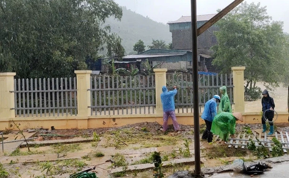 Lạng Sơn: Những trường học chưa an toàn tiếp tục cho học sinh nghỉ học