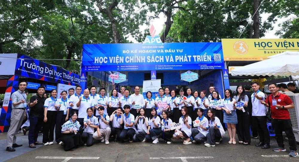 Điểm chuẩn vào Học viện Chính sách và Phát triển