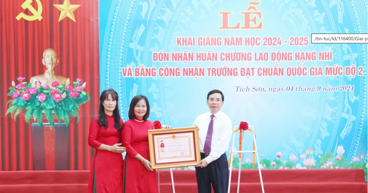 Trường THCS Tích Sơn, Vĩnh Phúc đón nhận Huân chương Lao động hạng Nhì