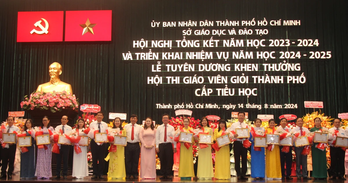 TPHCM có 10 quận, huyện có tỉ lệ học sinh học 2 buổi/ngày đạt 100%