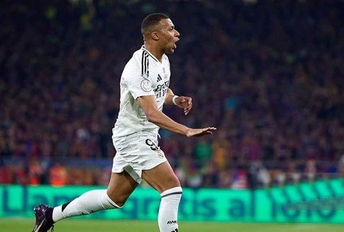 Mbappe vượt qua thành tích ghi bàn của Ronaldo | Báo Giáo dục và Thời đại  Online