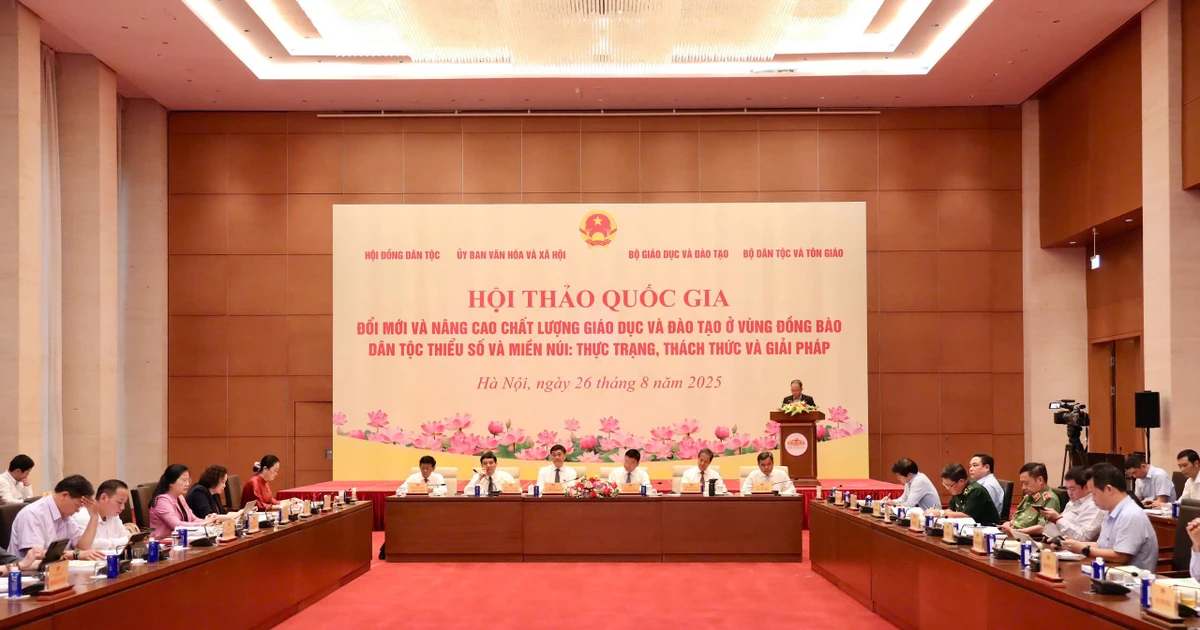 Đồng chí Vũ Thị Hiền Hạnh - Phó Chủ tịch UBND tỉnh Lào Cai tham dự Hội thảo quốc gia “Đổi mới và nâng cao chất lượng giáo dục, đào tạo ở vùng dân tộc thiểu số"