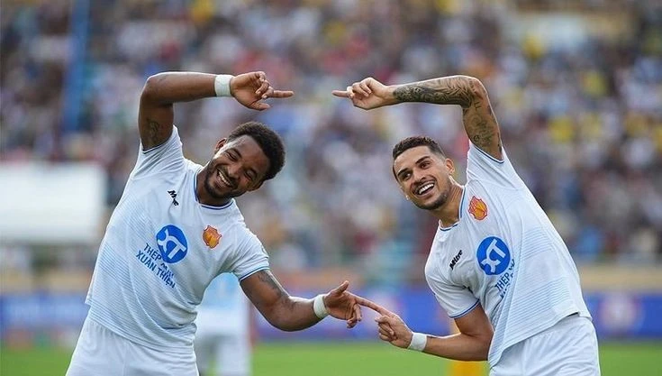 VFF ra tay, bạn thân Xuân Son sắp hoàn tất nhập tịch Việt Nam 2 Chốt thời điểm Hendrio có quốc tịch Việt Nam | Báo Giáo dục và Thời đại  Online