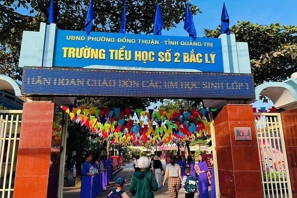 Một trường học ở Quảng Trị yêu cầu không quyên tiền thăm hỏi thầy cô dịp 20/11