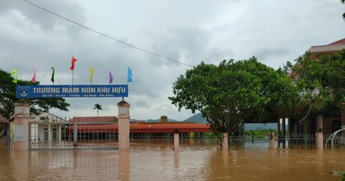 Bão gây thiệt hại nặng nề trường học ở Bắc Giang