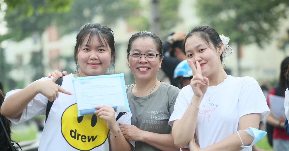 Điểm Chuyền Cao Ngất Ngưỡng Ngành Y Khoa Tại Trường Đại Học Khoa Học Sức Khỏe TP.HCM: Cơ Hội Vàng Cho Aspirants!