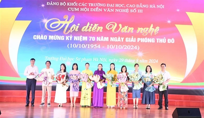 Trường Đại học Điện lực đoạt giải Ba tại hội diễn văn nghệ