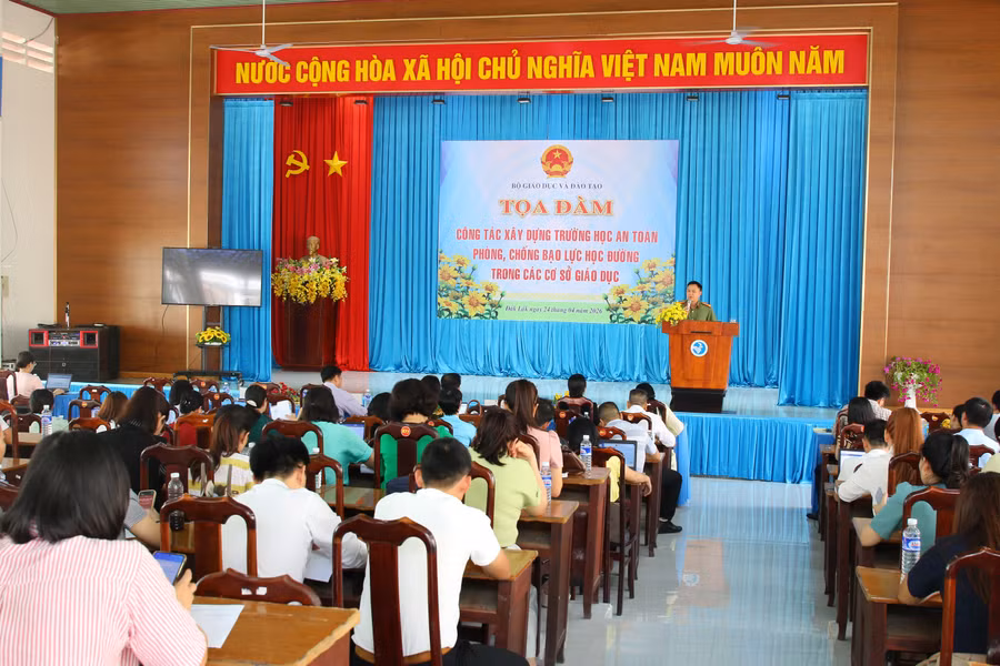 Bộ GD&ĐT tổ chức tọa đàm xây dựng trường học an toàn tại Đắk Lắk. (Ảnh: Thế Hùng)