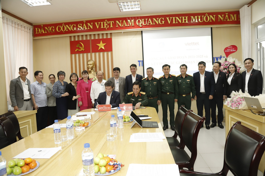 Trường Đại học Tây Nguyên thỏa thuận hợp tác với Viettel Đắk Lắk về đào tạo nguồn nhân lực số.