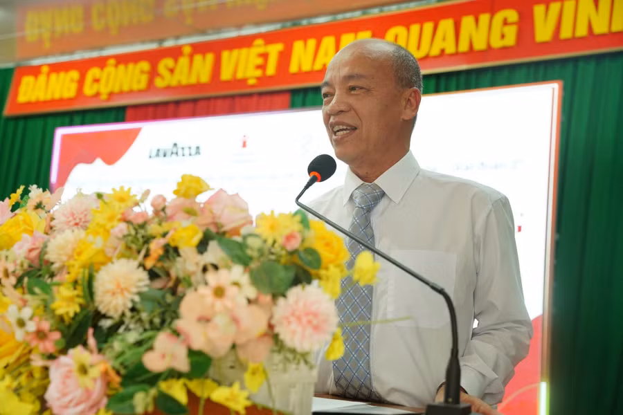 ts-lai.jpg