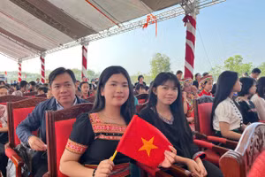 Học sinh vùng biên giới Quảng Ngãi. 