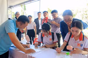 Các đơn vị tham gia tuyển dụng tại Ngày hội việc làm VKU Job Fair 2025. 