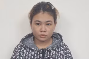 Dương Thị Hồng Trang tại cơ quan Công an. Ảnh: CACC