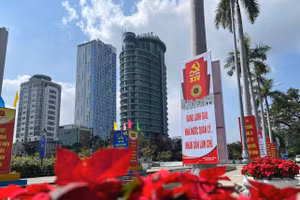 Đà Nẵng rực rỡ cờ hoa chào mừng Đại hội XIV của Đảng.