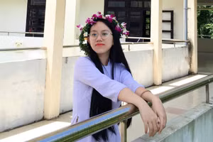 Em Lê Thảo Ngân (SN 2006), cô học trò duy nhất của tỉnh Quảng Nam được tuyển thẳng Đại học năm 2024.