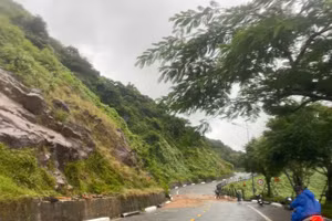 Đường lên bán đảo Sơn Trà. 