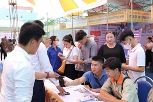 Ngày hội việc làm mang đến nhiều cơ hội cho người lao động.
