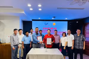 Trường Cao đẳng Quảng Nam và Công ty Cổ phần Thương mại và Dịch vụ cung ứng nhân lực Mạnh Toàn Phát, ký kết hợp tác. 