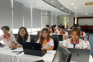 Sinh viên Trường Đại học Công nghệ Thông tin và Truyền thông Việt – Hàn (VKU), Đại học Đà Nẵng tham gia tập huấn.