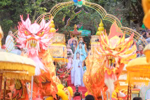 Tái hiện hình tượng Bồ Tát Quán Thế Âm.