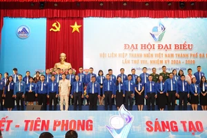 Ra mắt Ủy ban Hội LHTN Việt Nam TP Đà Nẵng khóa VIII nhiệm kỳ 2024 - 2029.