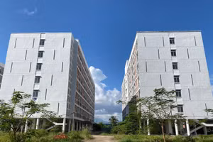 Khu ký túc xá sinh viên tập trung phía Tây tại Khu đô thị Công nghiệp Hòa Khánh. 