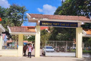 Đắk Lắk: Hiệu trưởng Trường THPT Cao Bá Quát bị kỷ luật