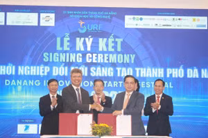 Ký kết Biên bản ghi nhớ hợp tác giữa UBND TP Đà Nẵng và Tập đoàn CT Group.