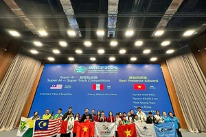 Đội tuyển Trường Tiểu học Hoàng Dư Khương xuất sắc giành Cup Top 10 Thế giới và 2 Huy chương vàng tại World Robot Contest Final 2025.