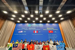 Đội tuyển Trường Tiểu học Hoàng Dư Khương xuất sắc giành Cup Top 10 Thế giới và 2 Huy chương vàng tại World Robot Contest Final 2025.