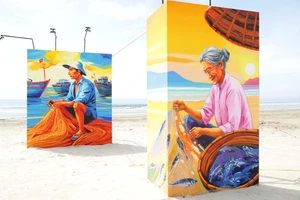 Một góc của không gian tái hiện ‘Câu chuyện làng chài’ ở bờ biển Đà Nẵng.