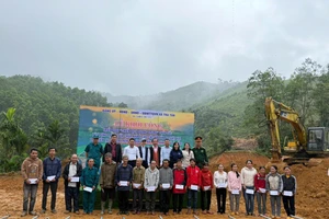 Các hộ dân có nhà bị sập và cuốn trôi do lũ có nhà mới trước 31/1/2026.