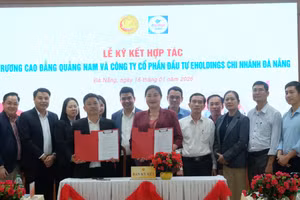 Hai bên ký kết hợp tác.