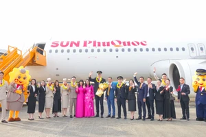 Chuyến bay thương mại đầu tiên của Sun PhuQuoc Airways xuất phát từ sân bay Nội Bài (Hà Nội) đến Đà Nẵng. Ảnh: Sun Group