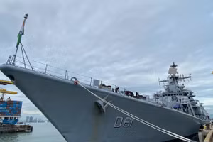 Tàu Hải quân Ấn Độ cập cảng Tiên Sa, thăm hữu nghị Đà Nẵng. 