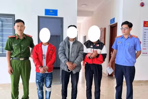3 thanh niên tại Cơ quan Công an. Ảnh: CACC