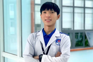 Nam sinh Nguyễn Cửu Minh Quân. 