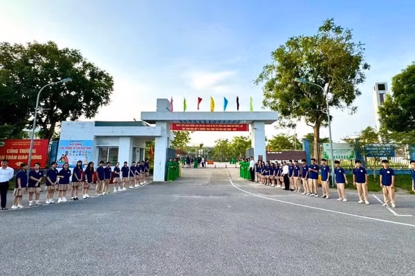 Trường THCS Vĩnh Yên có 5 thủ khoa vào Chuyên Vĩnh Phúc năm nay.